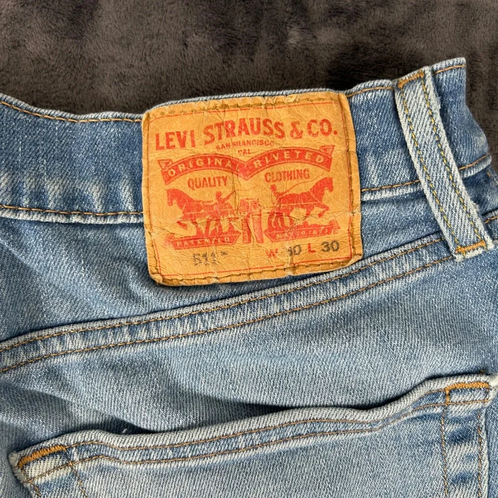 Levi's 511 Slim Fit Jeans Mens 30x30 Light Wash Blue Denim 04511-3920